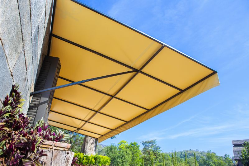 Retractable Awning Replacement in Sonoma County, CA